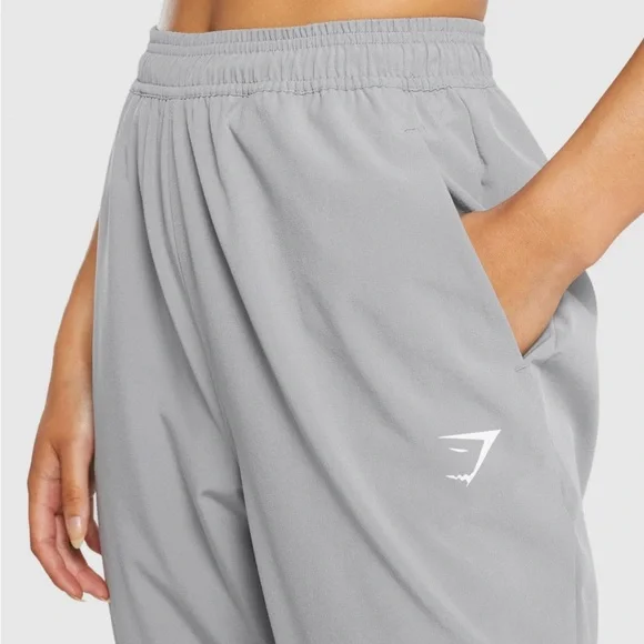 Gymshark training woven joggers women’s size extra small light gray color - Picture 3 of 15